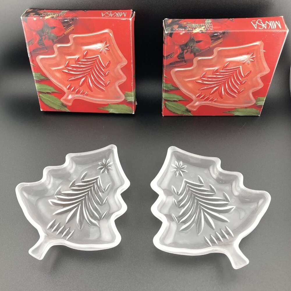 Mikasa Yuletide Tree Frost Sweet‎ Candy Dish Christmas Frosted Glass 5" Set of 2